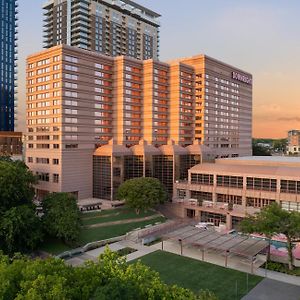Downright Austin, A Renaissance Hotel